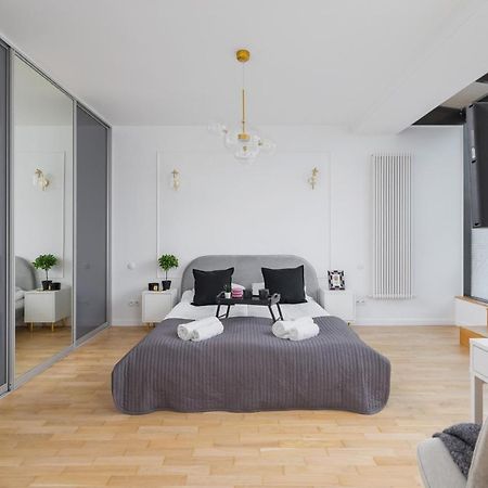 Politechnika Krakowska Apartment By Renters Prestige Extérieur photo