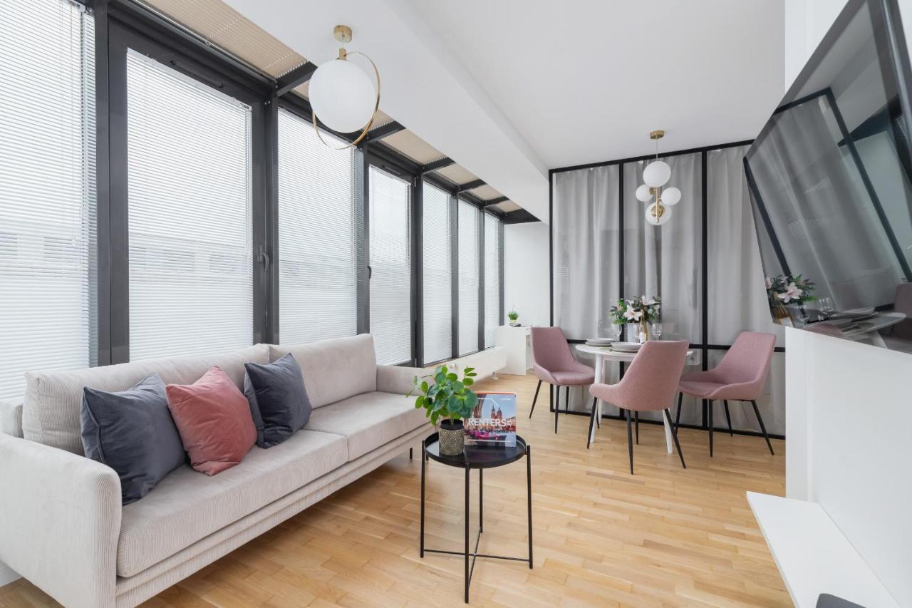 Politechnika Krakowska Apartment By Renters Prestige Extérieur photo