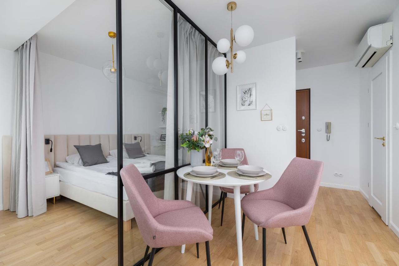 Politechnika Krakowska Apartment By Renters Prestige Extérieur photo