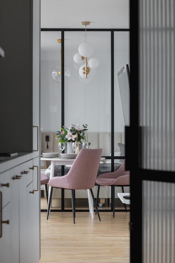 Politechnika Krakowska Apartment By Renters Prestige Extérieur photo