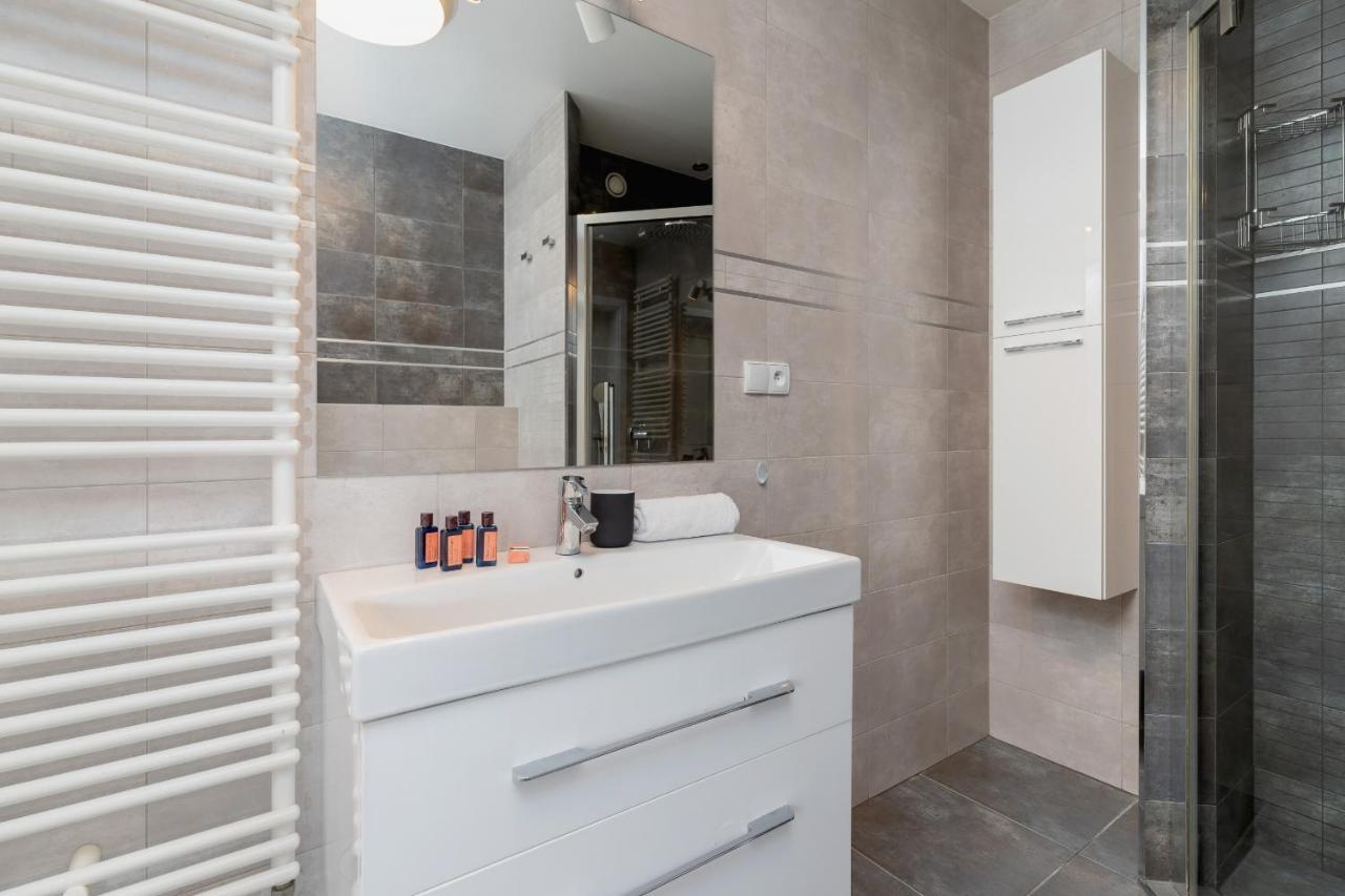 Politechnika Krakowska Apartment By Renters Prestige Extérieur photo