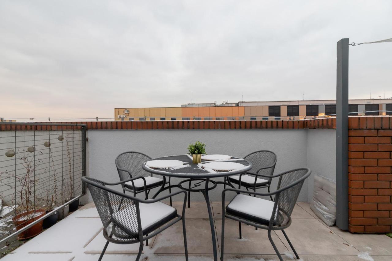 Politechnika Krakowska Apartment By Renters Prestige Extérieur photo