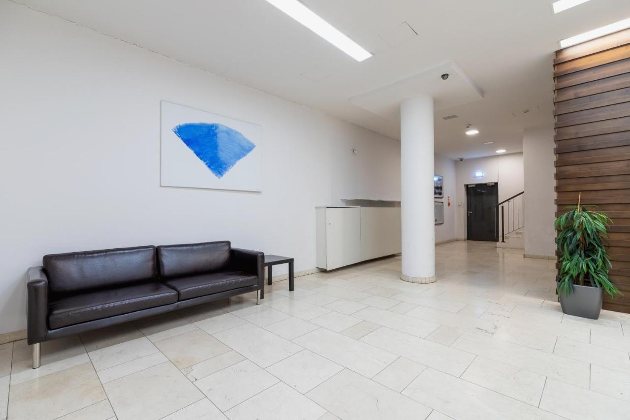 Politechnika Krakowska Apartment By Renters Prestige Extérieur photo